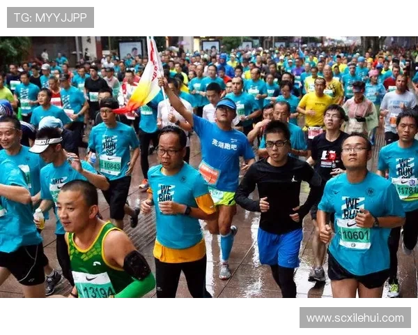 南京攀岩队的奋斗历程与马拉松大满贯的精彩交汇