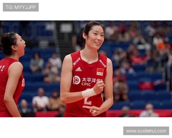 杨静回顾排球生涯：从青涩少女到赛场传奇的心路历程