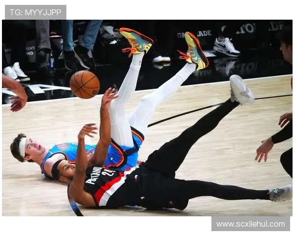 开拓者与雷霆精彩对决视频回顾分析全场亮点与关键时刻一网打尽 开拓者与雷霆精彩对决视频回顾分析全场亮点与关键时刻一网打尽