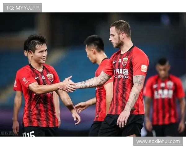 朝鲜与新加坡足球队激战正酣精彩对决引发球迷热议 朝鲜与新加坡足球队激战正酣精彩对决引发球迷热议