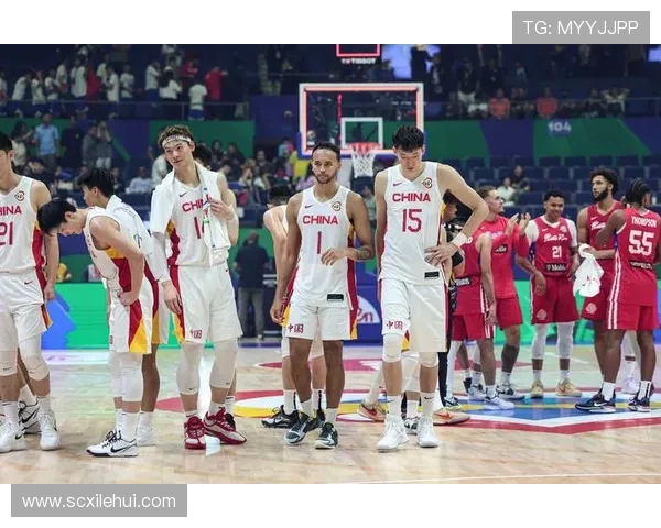 南京篮球队在世界杯积分榜上以67分稳居首位展现强大实力